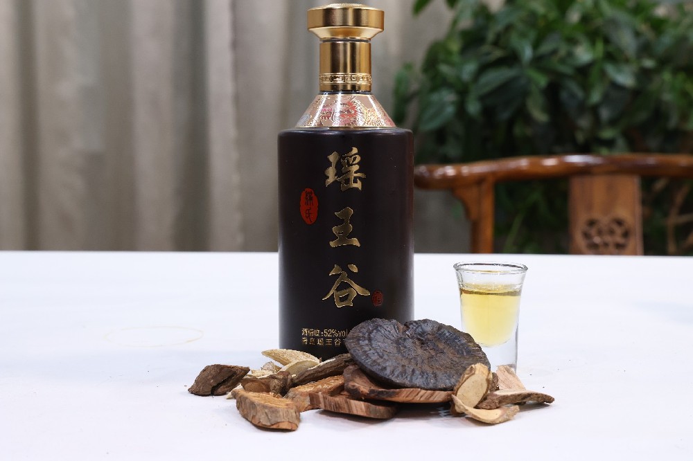 瑶王养生酒